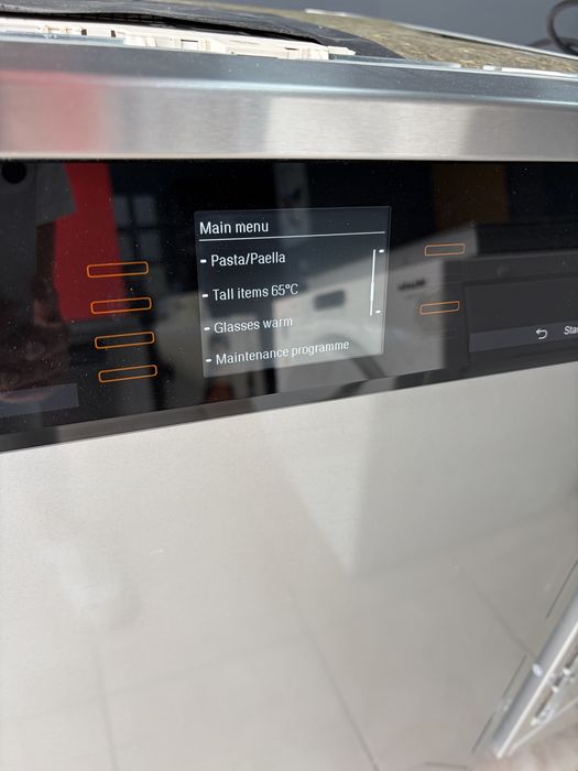 Miele G 6905 sci XXL миялна за частично вграждане AutoOpen/14 коплекта/24 мес гаранция