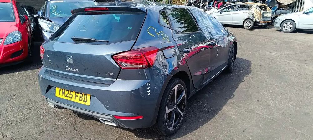 Dezmembrari / Dezmembrez Seat Ibiza 1.0 DUSA cutie viteze cutie viteze manuală - cod wak cod culoare LS7H