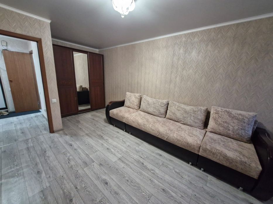 Сдаётся 1ком квартира р-он Бензострой.