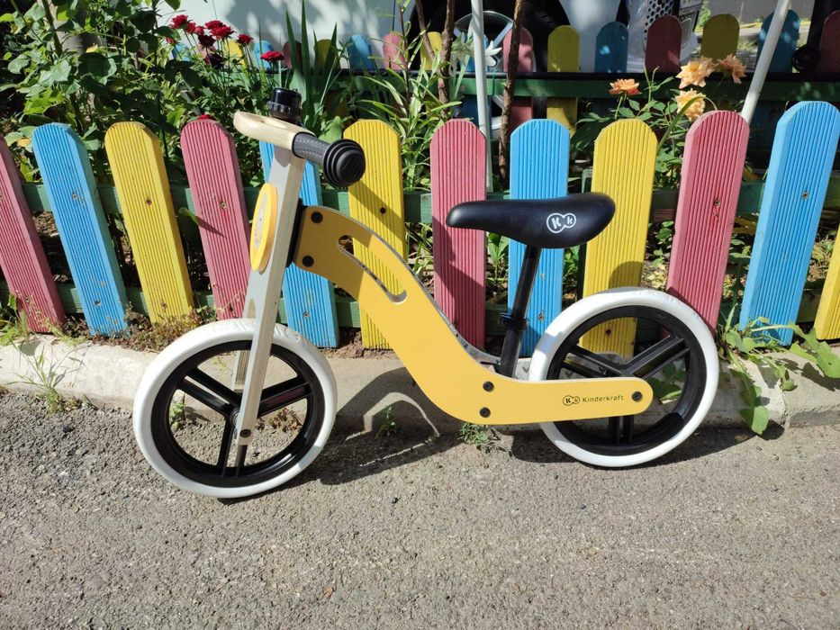 Bicicleta din lemn fara pedale