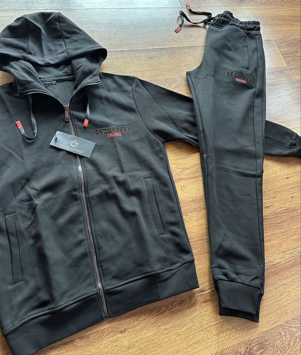 Мъжки,памучен,черен екип Dsquared с червено по логото