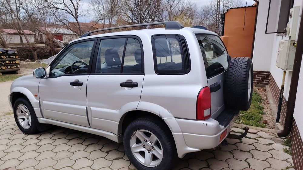 Suzuki Grand Vitara 2.0 benzină