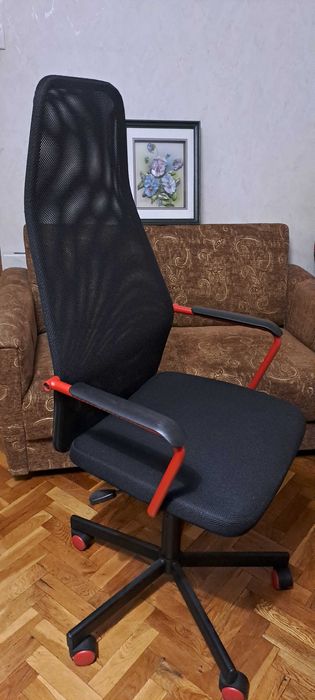 Нов Офис стол Икеа с подлакътници