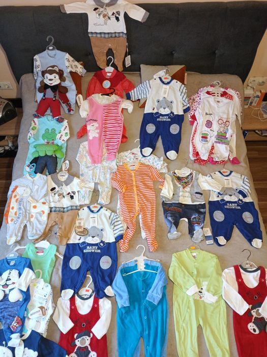 Haine BEBE - Body (0M-9M), lichidare stoc. A 8-a bucata gratis (7+1)!