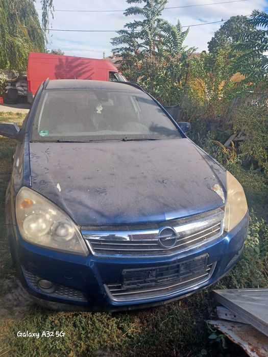 Vând Opel 1.9 d motor funcțional totul funcțional