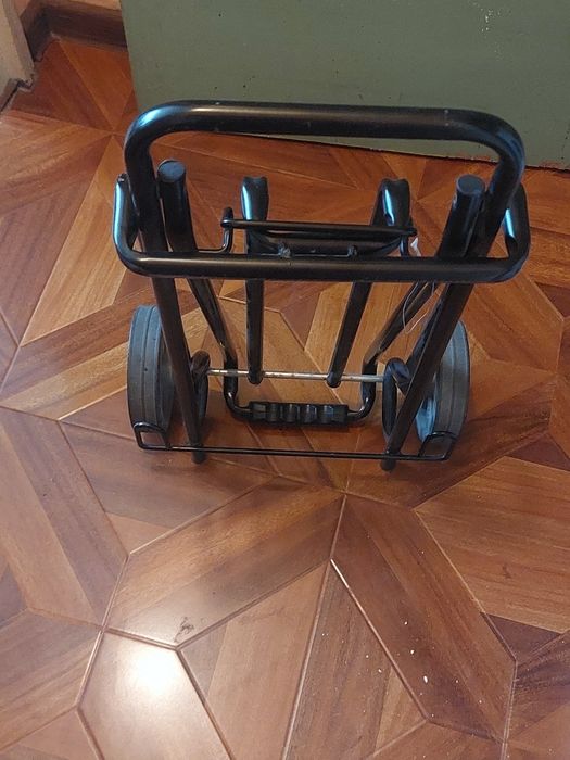 Cărucior pentru bagaje
