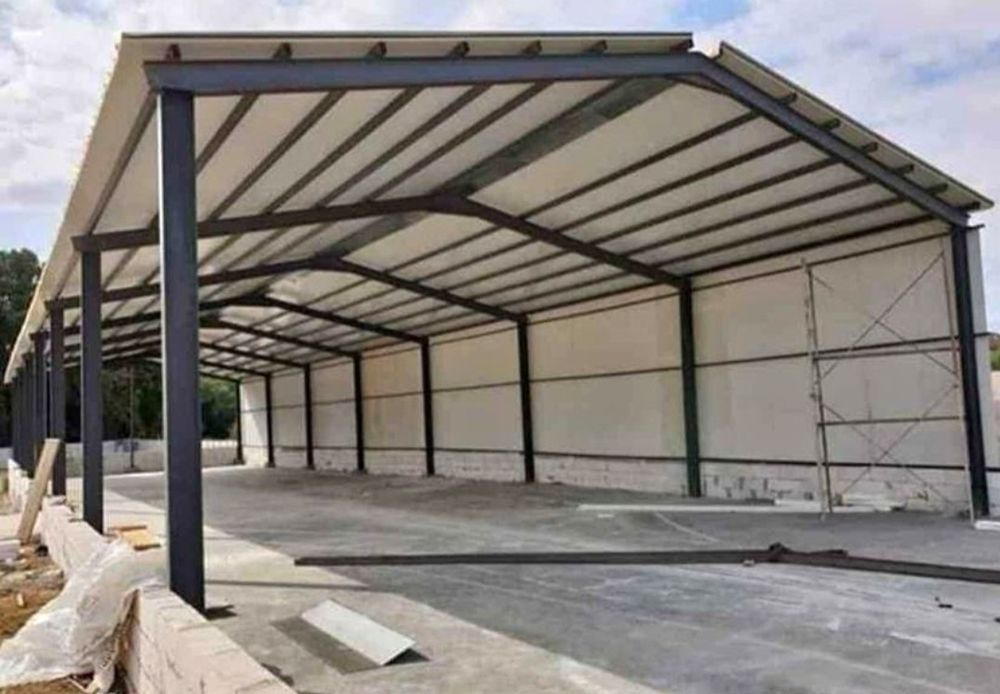 Vand și construiesc hale metalice noi ne ocupam de tot ce este nevoie