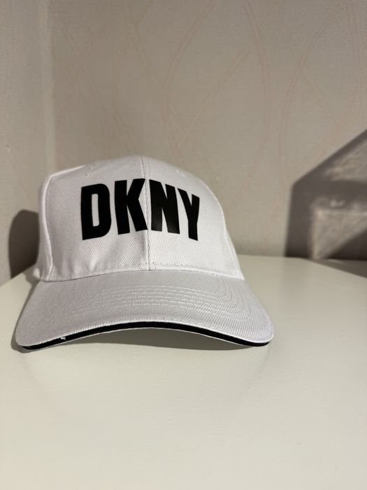 Луксозни маркови шапки Karl Lagerfeld, DKNY, Liu Jo, US Polo Assn
