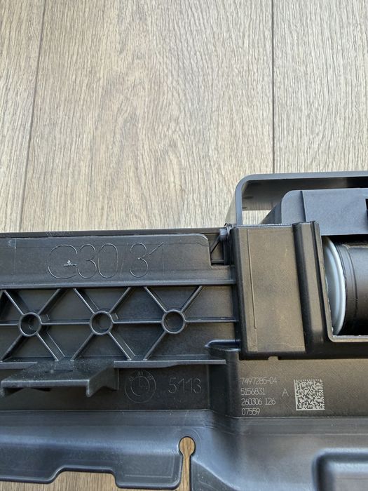 Gripa inferioara activa BMW G30