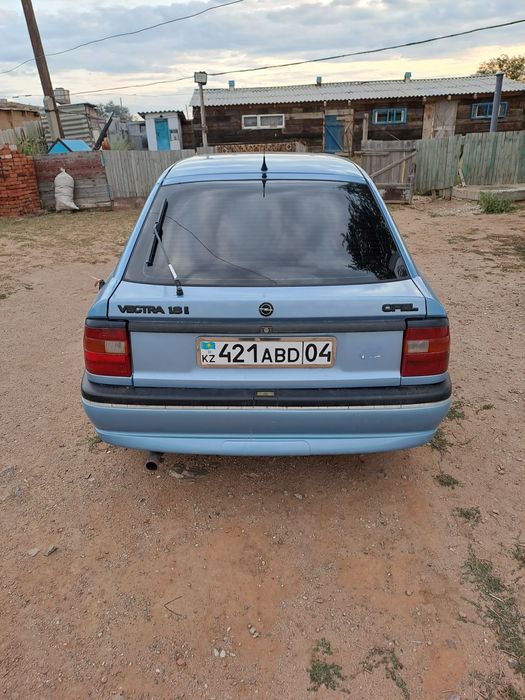 Опель вектра 1,8