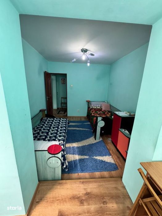Apartament 3 camere, 53 mp, parter, zona Sasar