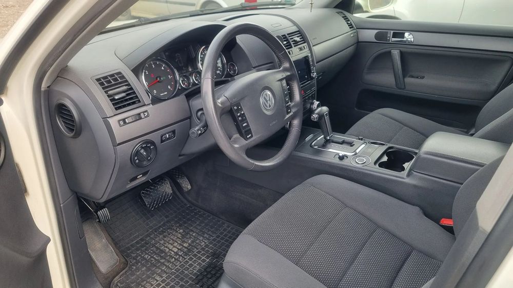 Volkswagen Touareg 2010 diesel, 7.978 € — imagine 5