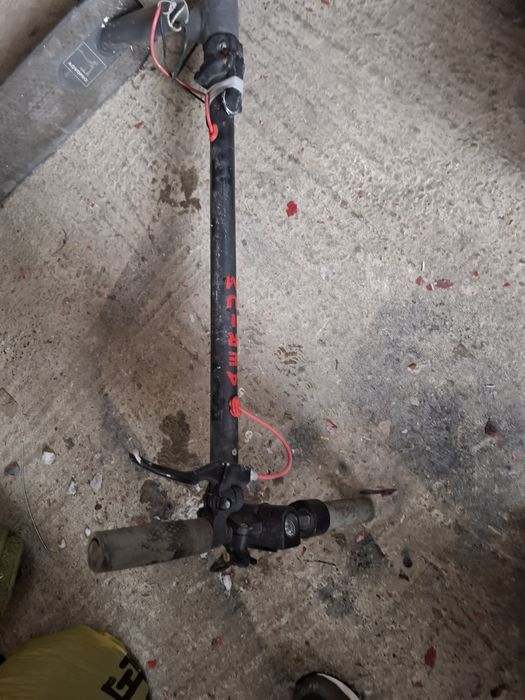 Trotineta electrica  defectă