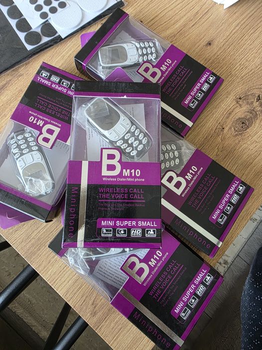 Нов мини телефон 16€