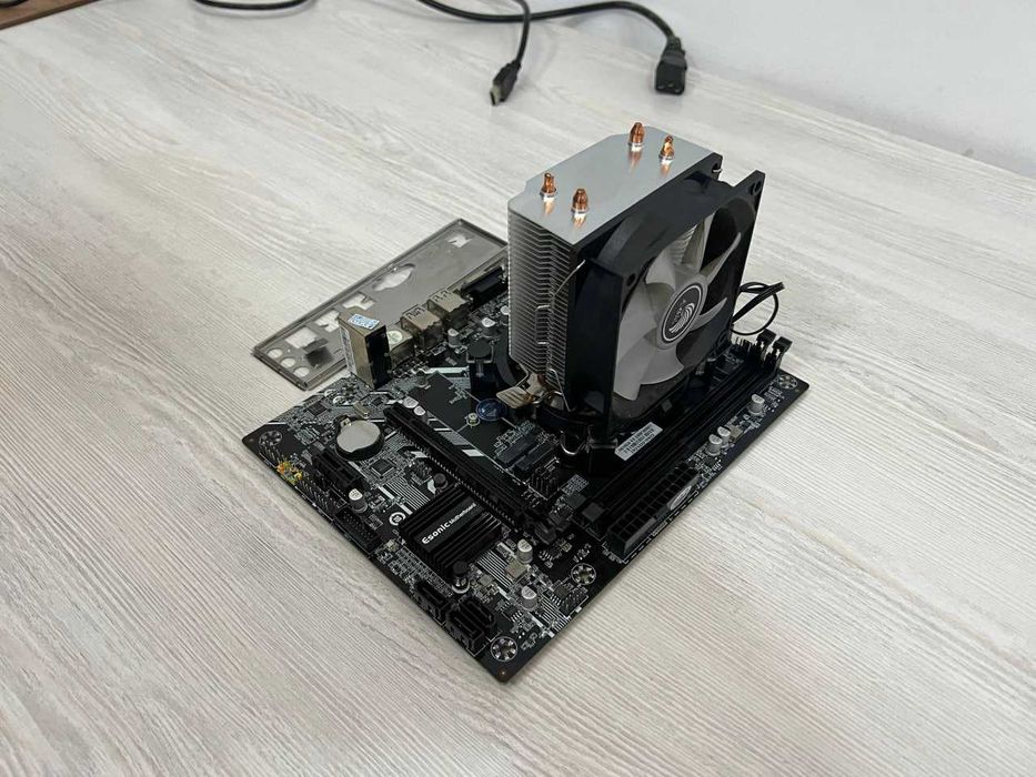 Core 5-12400F + Esonic H610A ES