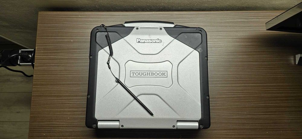 Vand Panasonic Toughbook CF31 impecabil cu accesorii