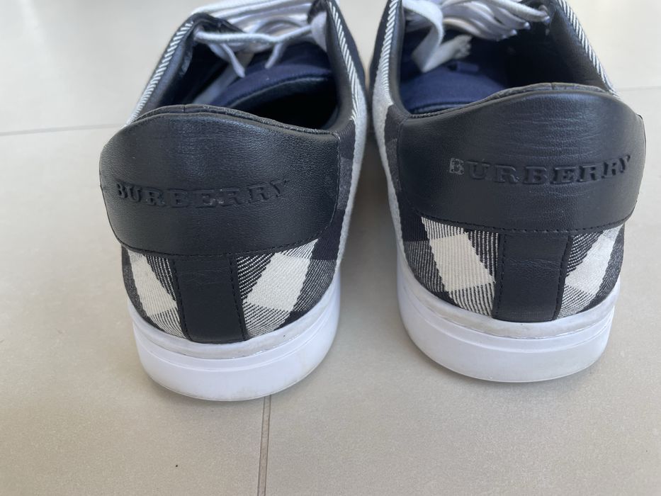 Burberry check sneakers 39