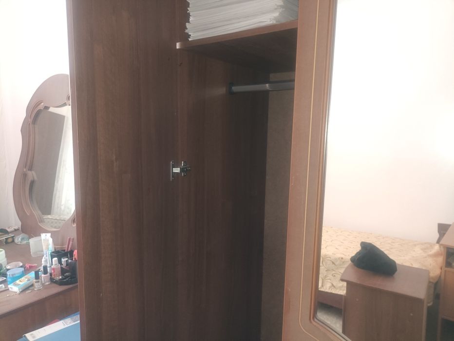 Спальный гарнитур б/у