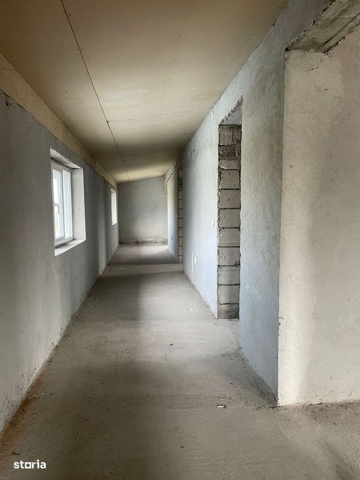 Casa de vanzare, Poroschia, in constructie avansata