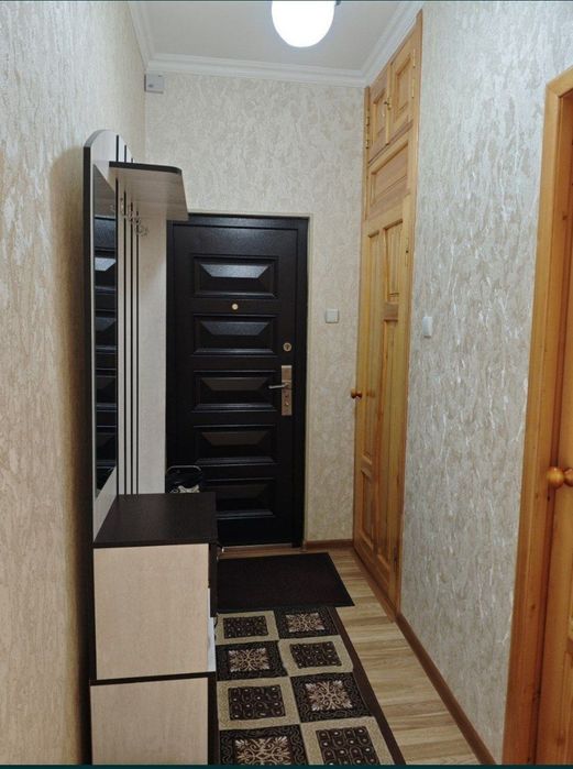 Срочно продаётся квартира Мирабадский р-н Куйлюк массив 3 2/4/4