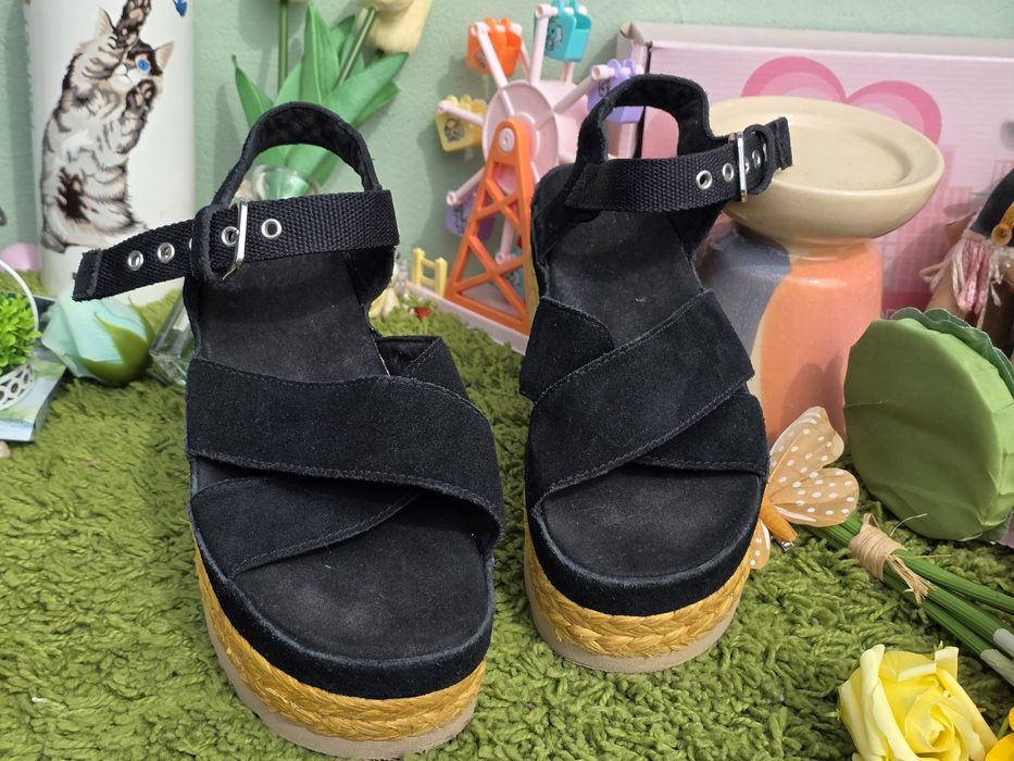 UGG оригинални сандали N38