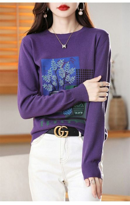 Женский свитер с принтом