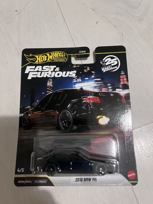 Hot Wheels Premium Bmw 2010 M5