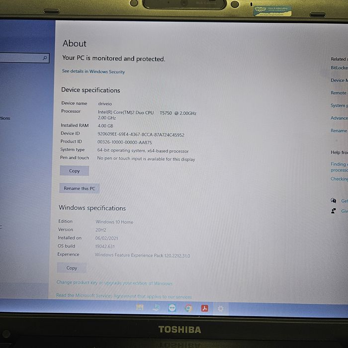 Laptop thosiba satellite