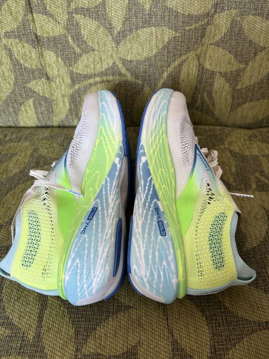 Мъжки обувки за бягане Brooks HYPERION ELITE 4 PB