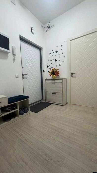 Assalom sohilda 2 xonalik uy sotiladi