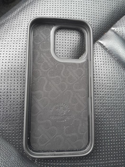 Продам кожанный чехол на айфон 16 про.
