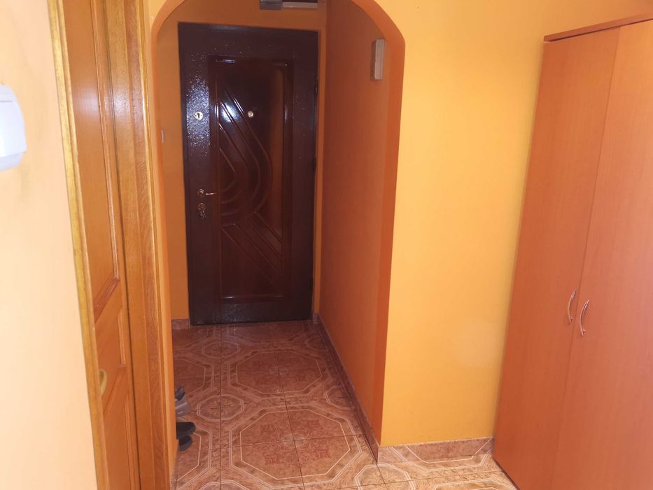 Apartament 2 camere DE INCHIRIAT