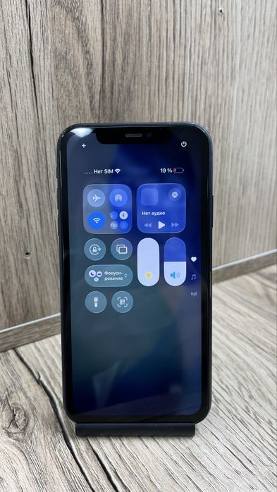 Продам iphone 11 в хорошем состоянии