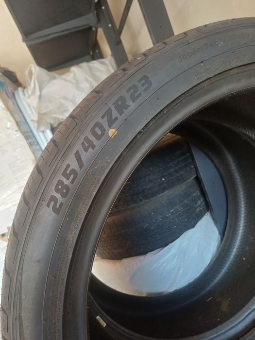 Продам две летние шины новые