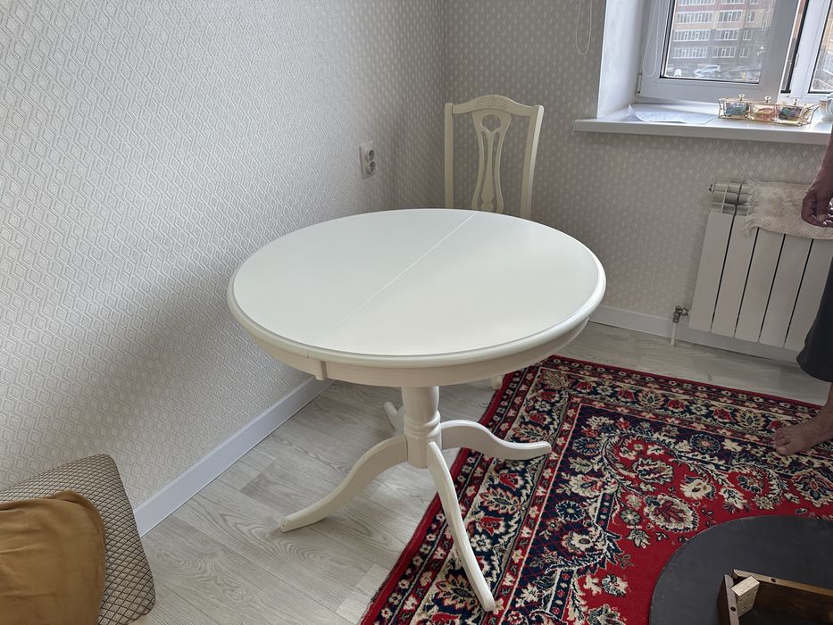 Продам стол со стульями