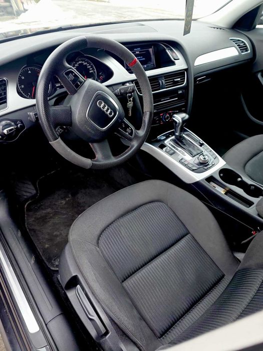 Vând Audi A4 Sline 2011