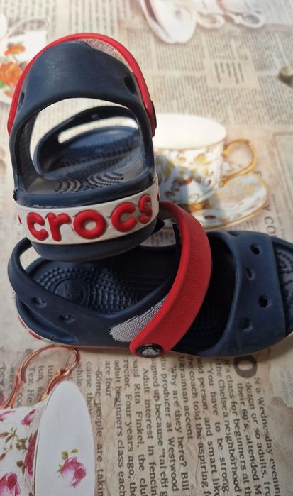 Sandale crocs c10