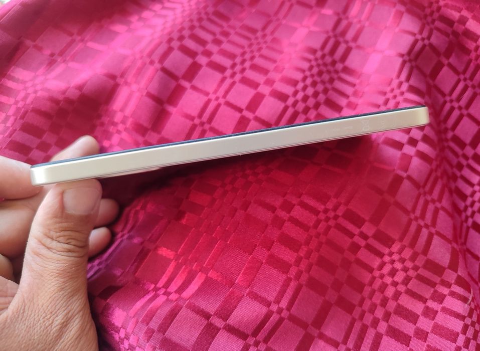Relme 15t  8 ga 128 gb