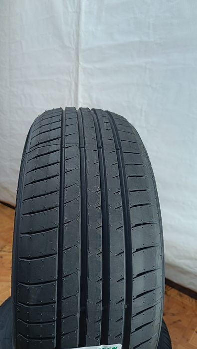 215/55ZR17   AUTOGREEN