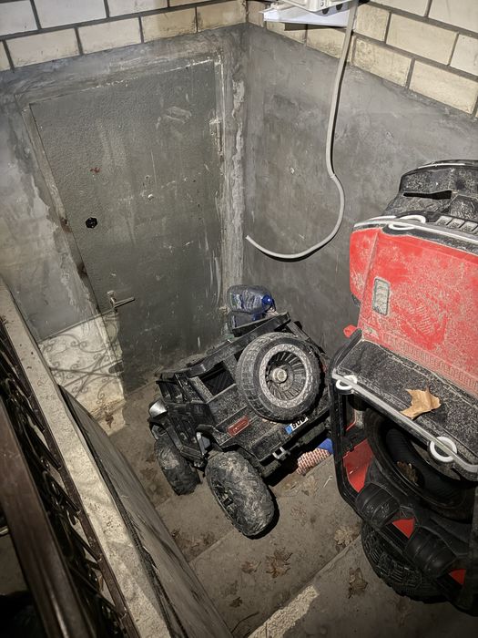 Продам детские машинки большие в отличном состоянии