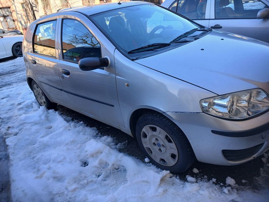 Vand fiat punto