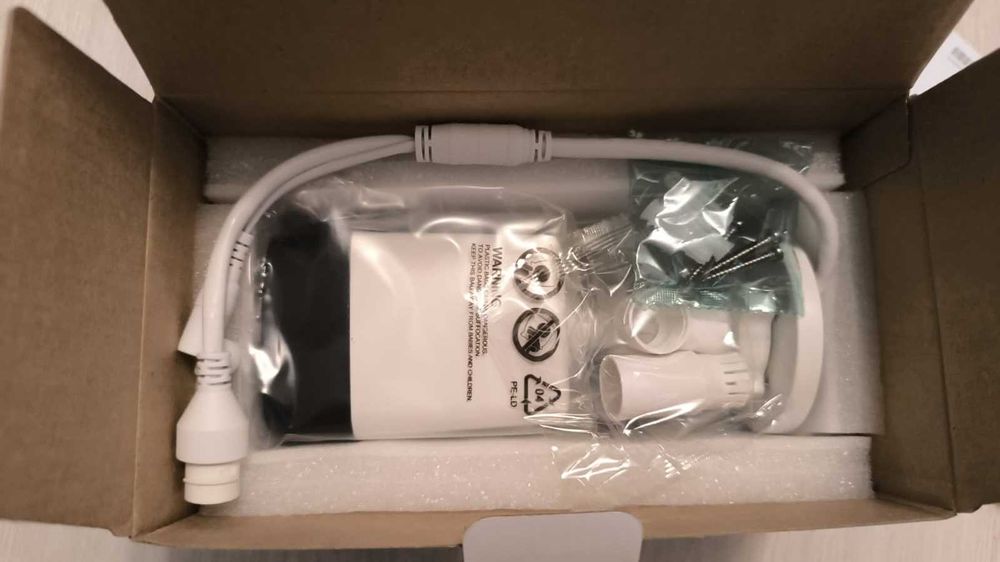 Camera Supraveghere IP Hikvision 4MP DS-2CD1043G2-IUF Microfon EXIR NOUA