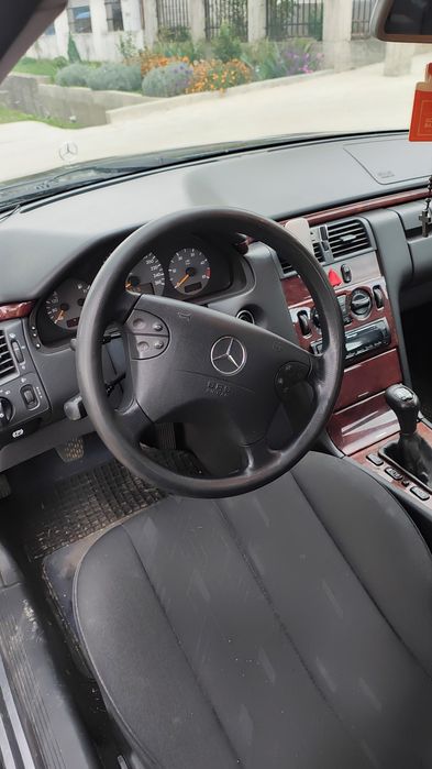 Mercedes E class w210