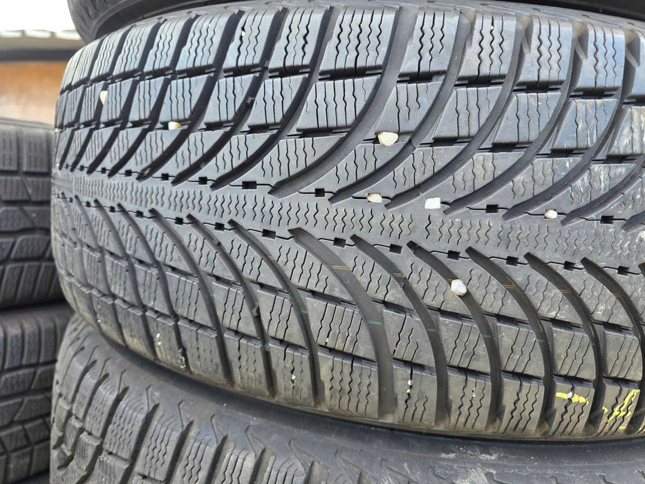 4бр Зимни гуми 235 65 17 - Michelin