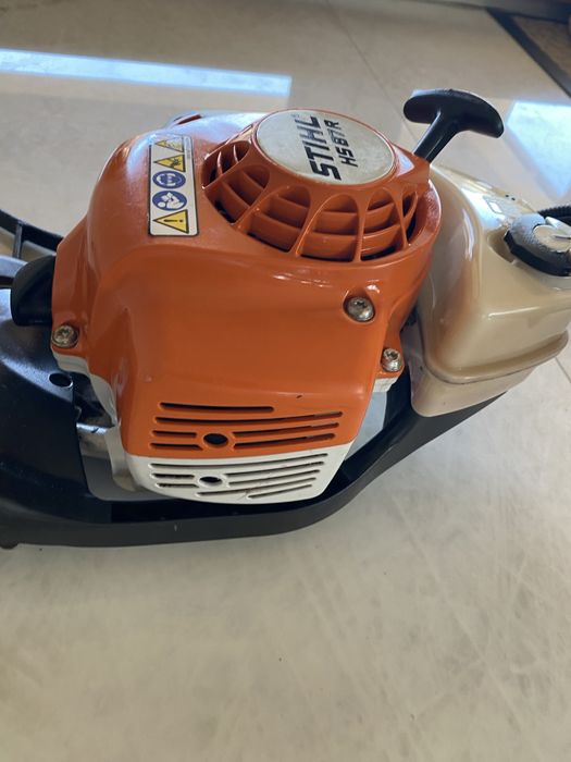 Foarfeca  STIHL HS 87R in stare ca noua