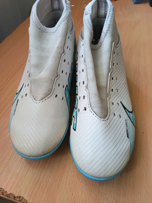 Vand ghete footbal nike