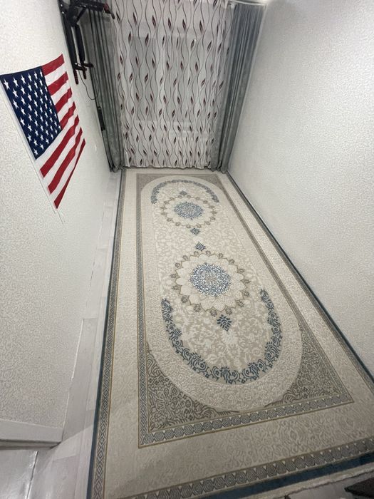 Продаю ковер. В идеальном состоянии.