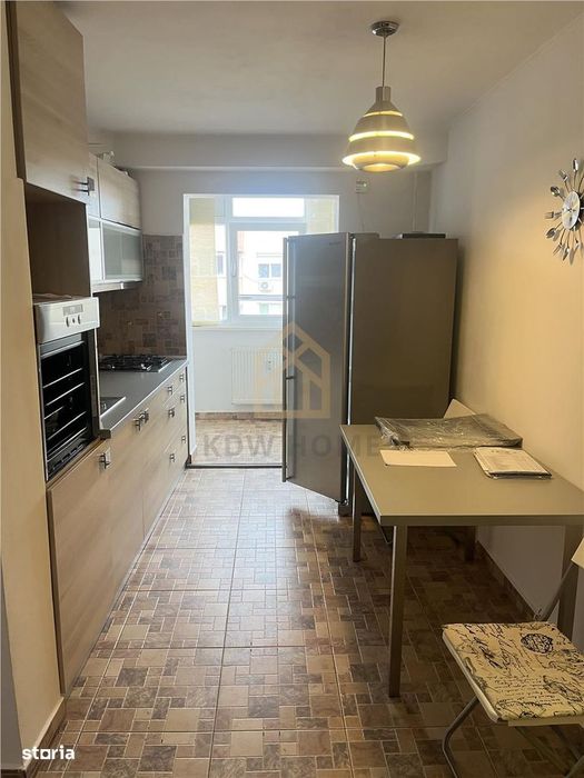Apartament 3 camere TEI
