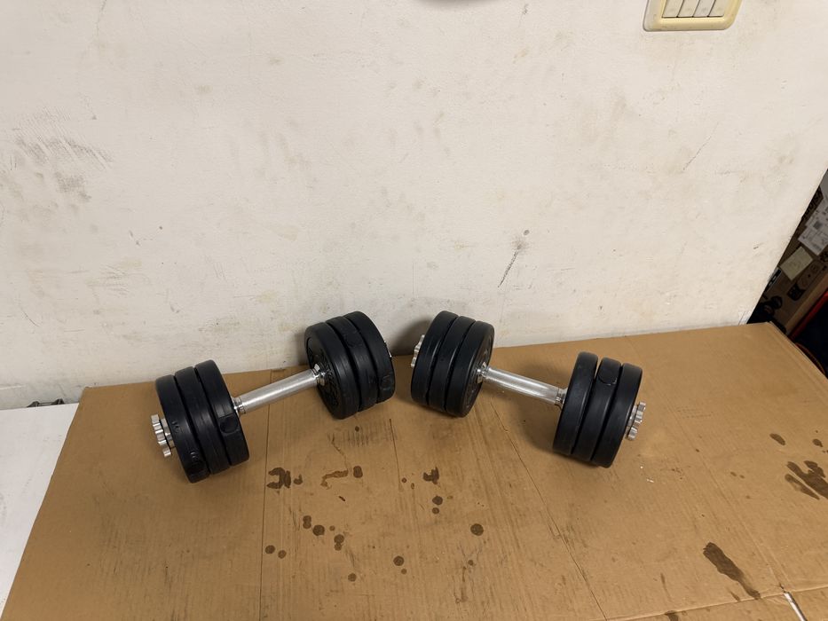 Gantere reglabile noi set 20 kg. 10 kg+10 kg=20 kg pret promo 120 lei