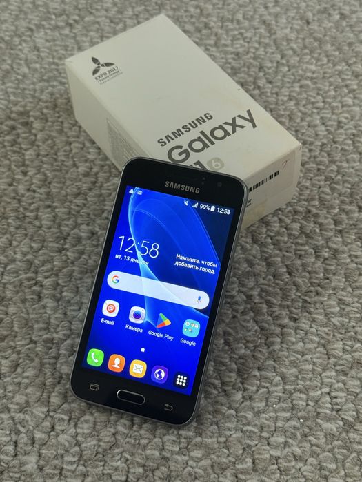 samsung J1 (2016)